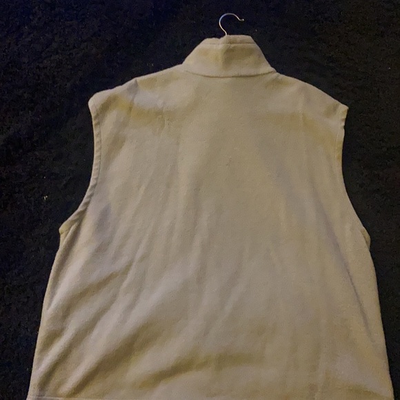 Columbia Men’s XXL vest worn one time. Excellent condition. - Picture 2 of 3